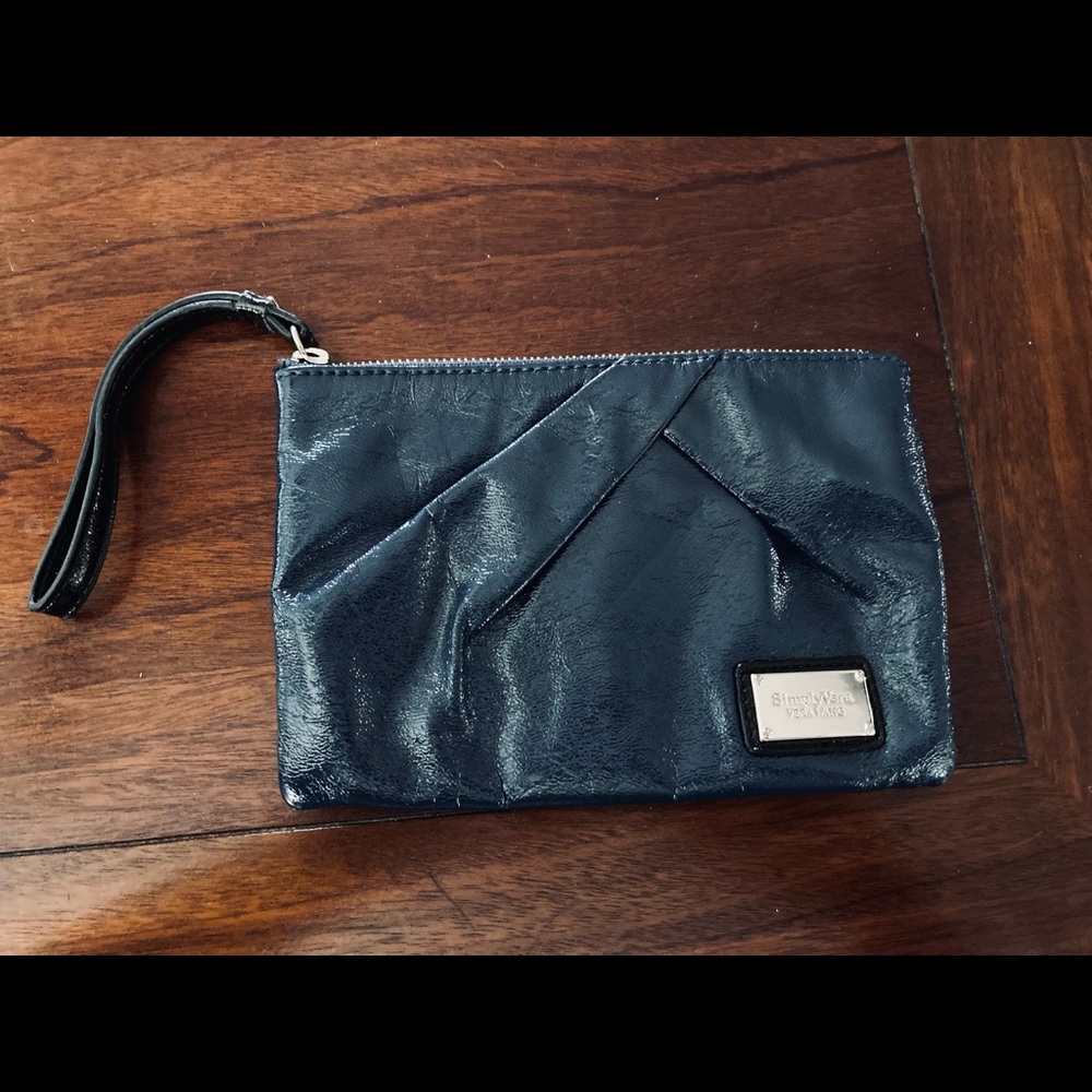 Simply Vera Vera Wang Wristlet